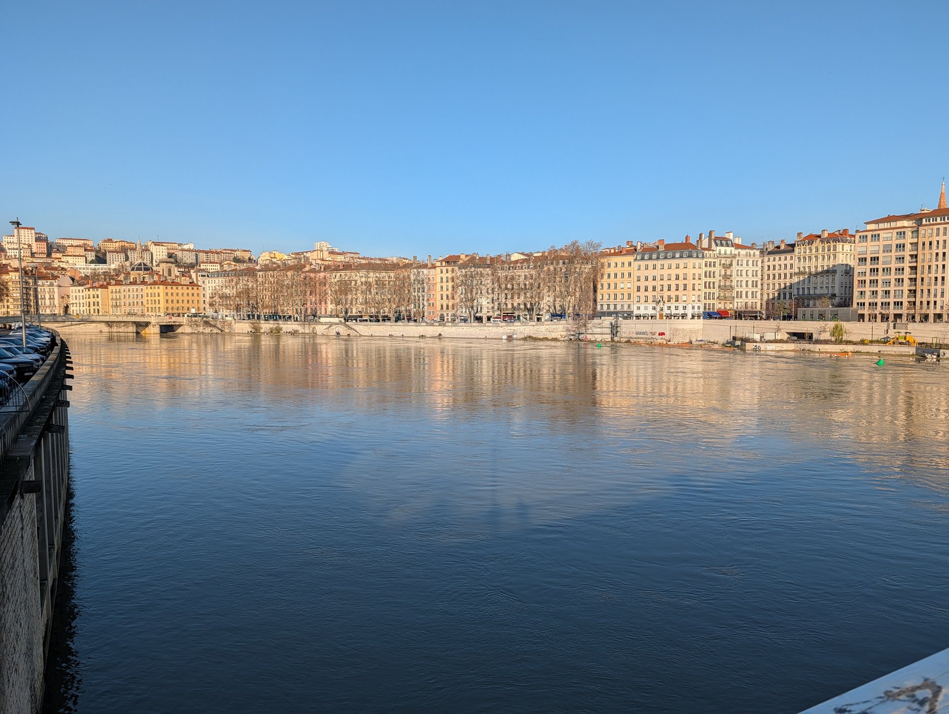 Suisse Romande / Lyon / Paris 23