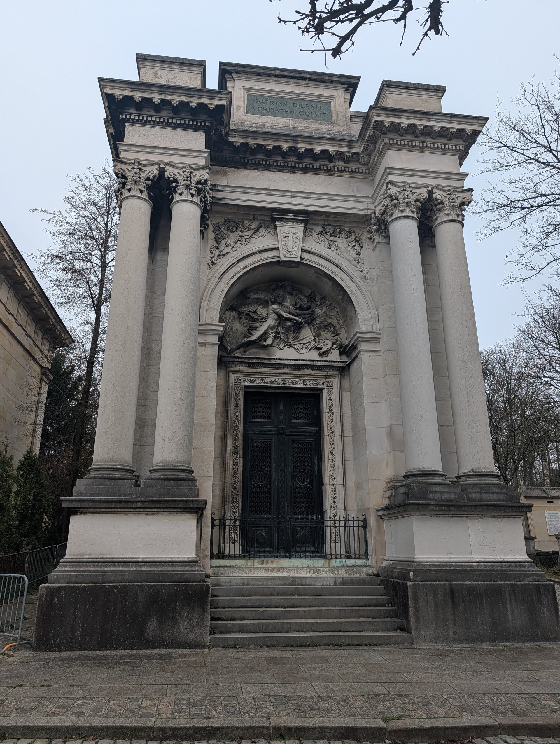 Suisse Romande / Lyon / Paris 35