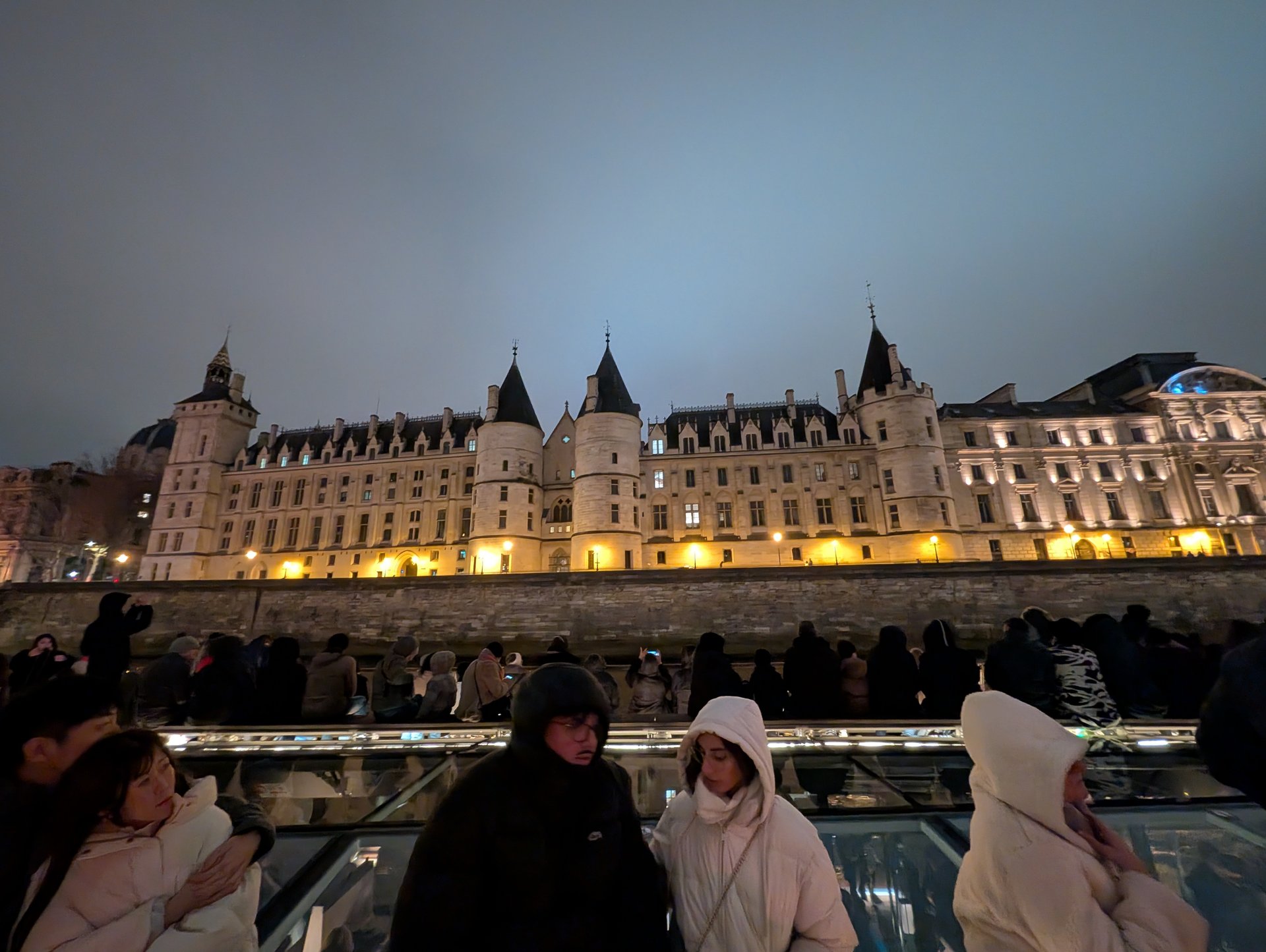 Suisse Romande / Lyon / Paris 28