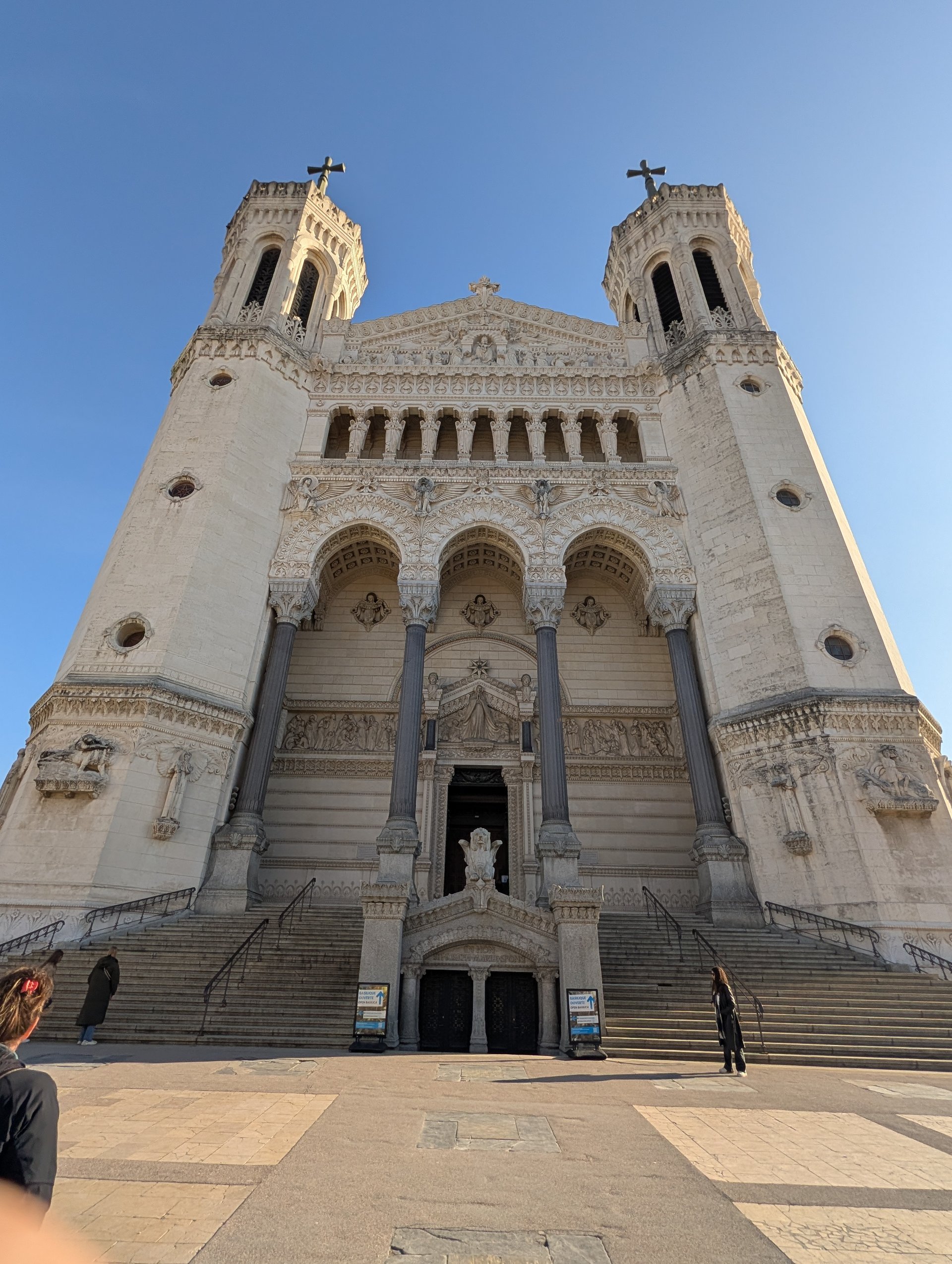 Suisse Romande / Lyon / Paris 20